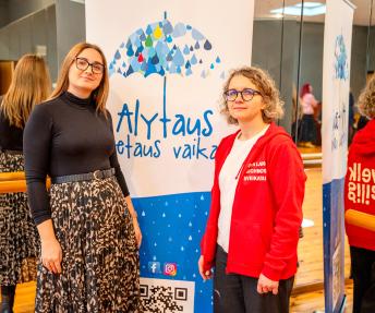 Justina Bratkauskaitė-Jurkšienė ir Kristina Radžvilaitė